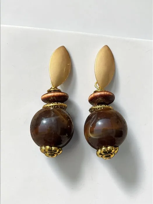 Klasik Ahşap Kahve Sallantılı Küpe 1