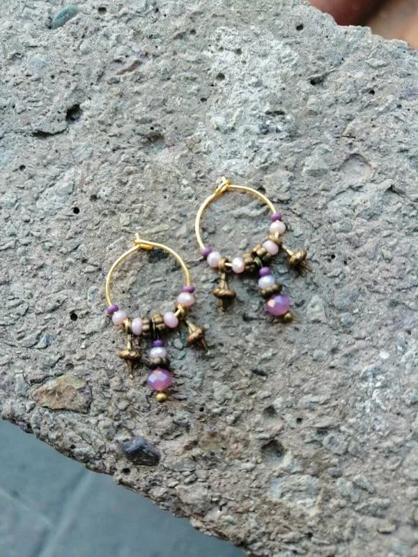 Mor Kristal Karma Boncuk Sallantılı Küpe 1