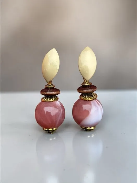 Pembe Cam Boncuk Krem Taş Küpe