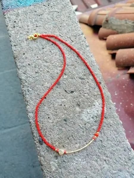 Kırmızı Boncuk Dizi Kolye 1