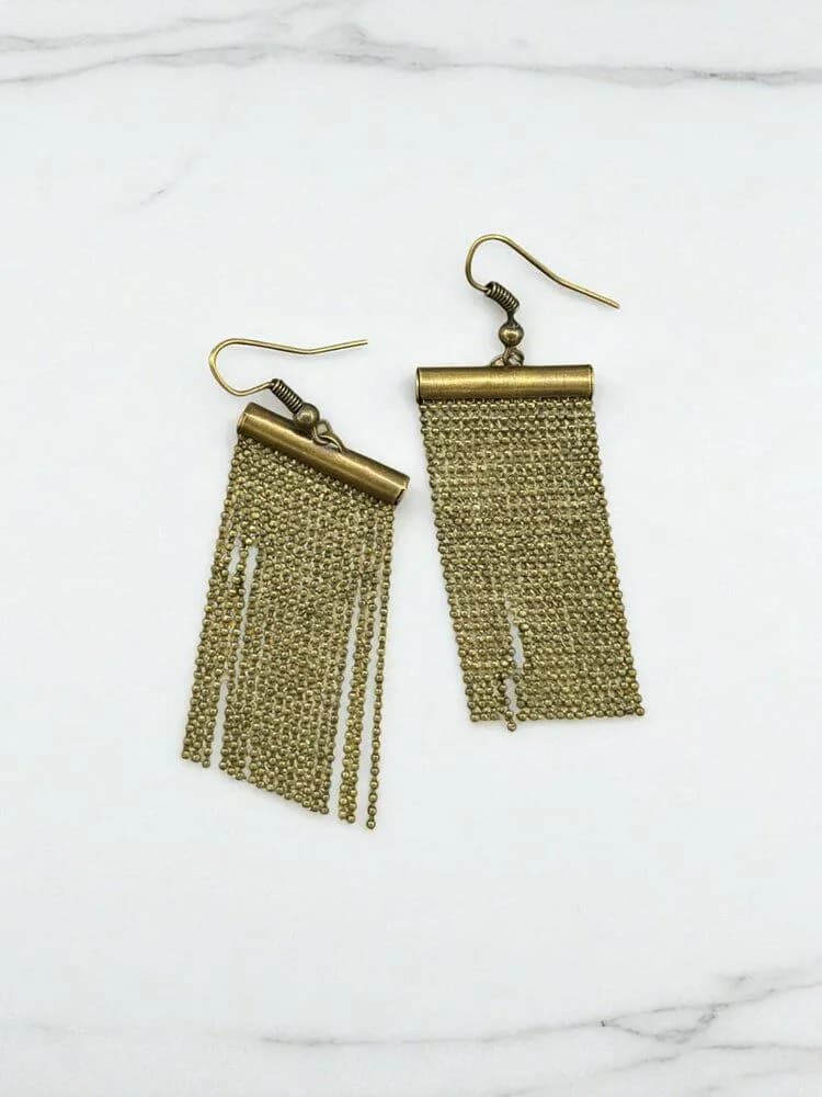 Altın Mesh Metal Sallantılı Küpe 1