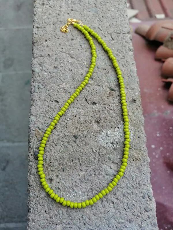 Lime Yeşili Boncuk Dizi Kolye 1
