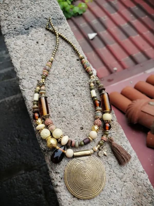 Etnik Metalik Ahşap Taş Kolye 1