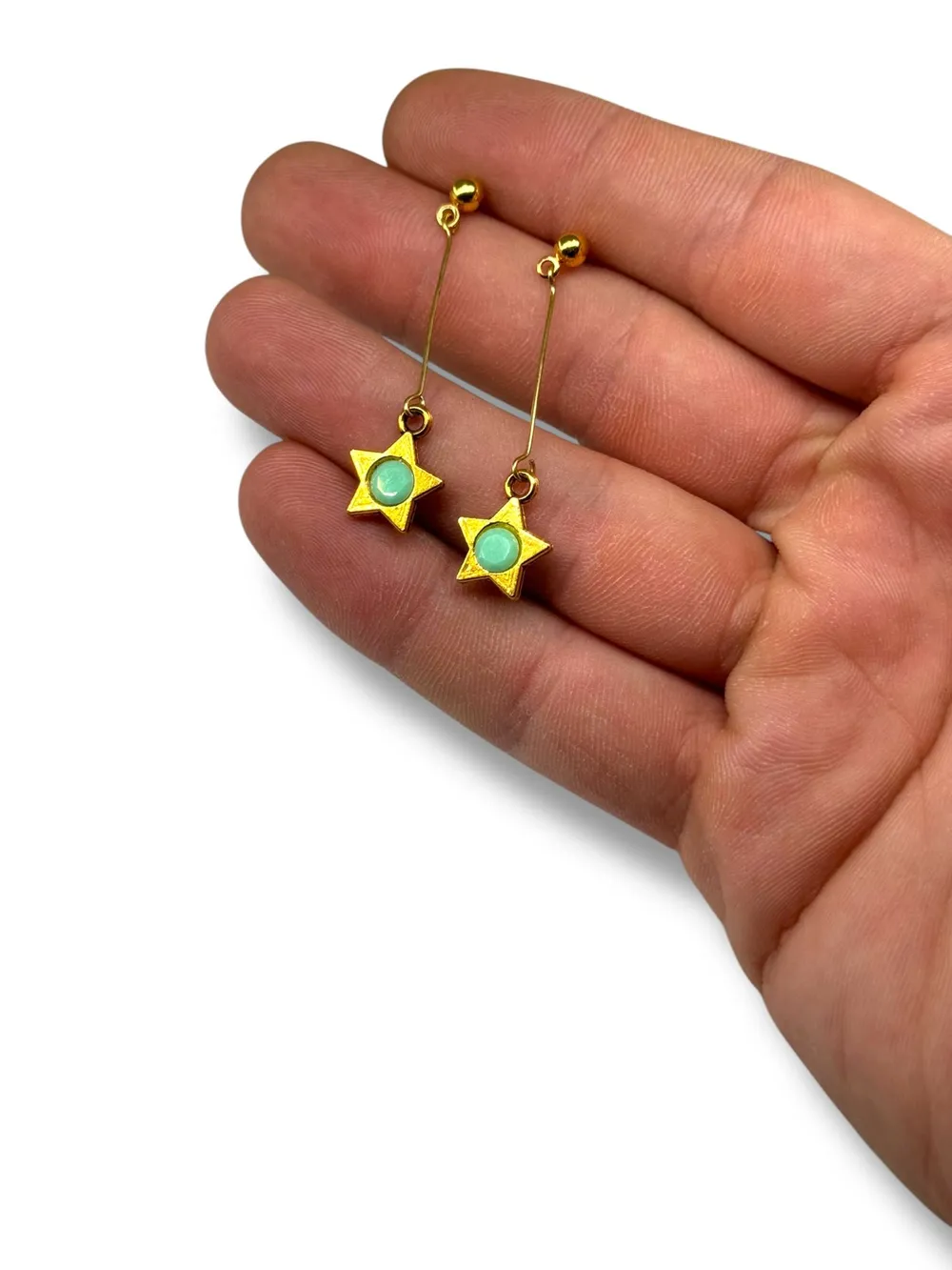 Neon Yıldız Sallantılı Küpe 1