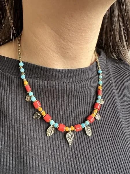 Bohem Renkli Boncuk Yaprak Charm Kolye 1