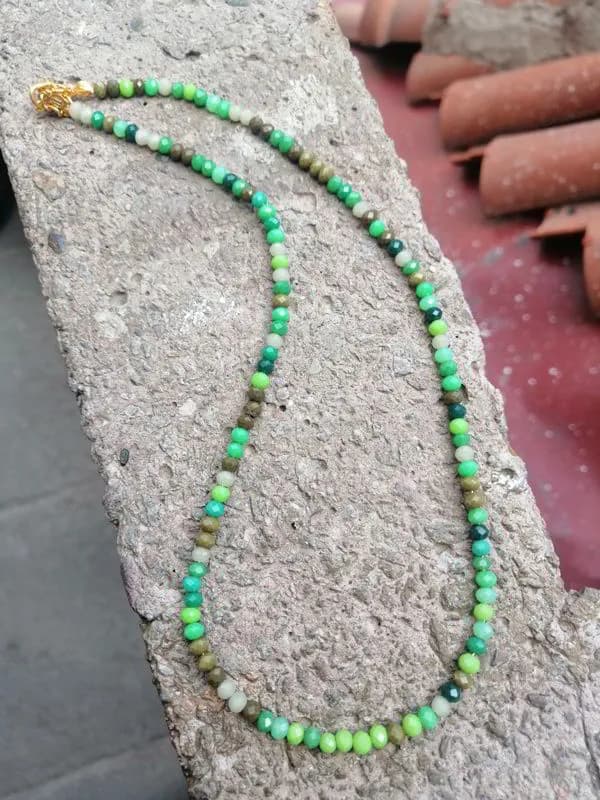 Doğal Yeşil Boncuk Kolye 1