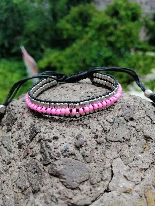 Bohem Pembe Boncuk Siyah Deri Bileklik 1