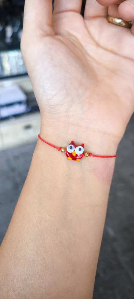 Kırmızı Lastikli Figürlü Cam Bileklik 1