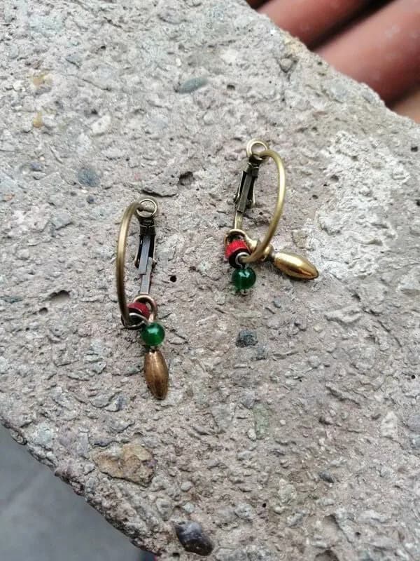 Etnik Renkli Pirinç Sarkıtlı Küpe 1