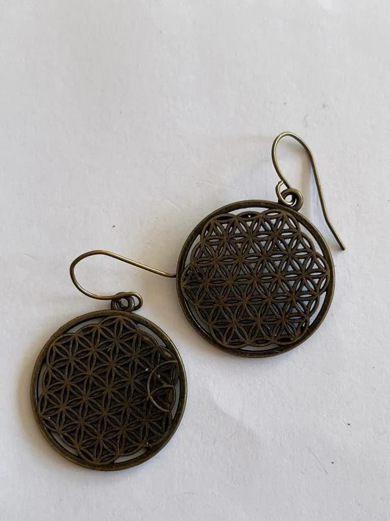 Etnik Çiçek Deseni Metal Disk Küpe 1
