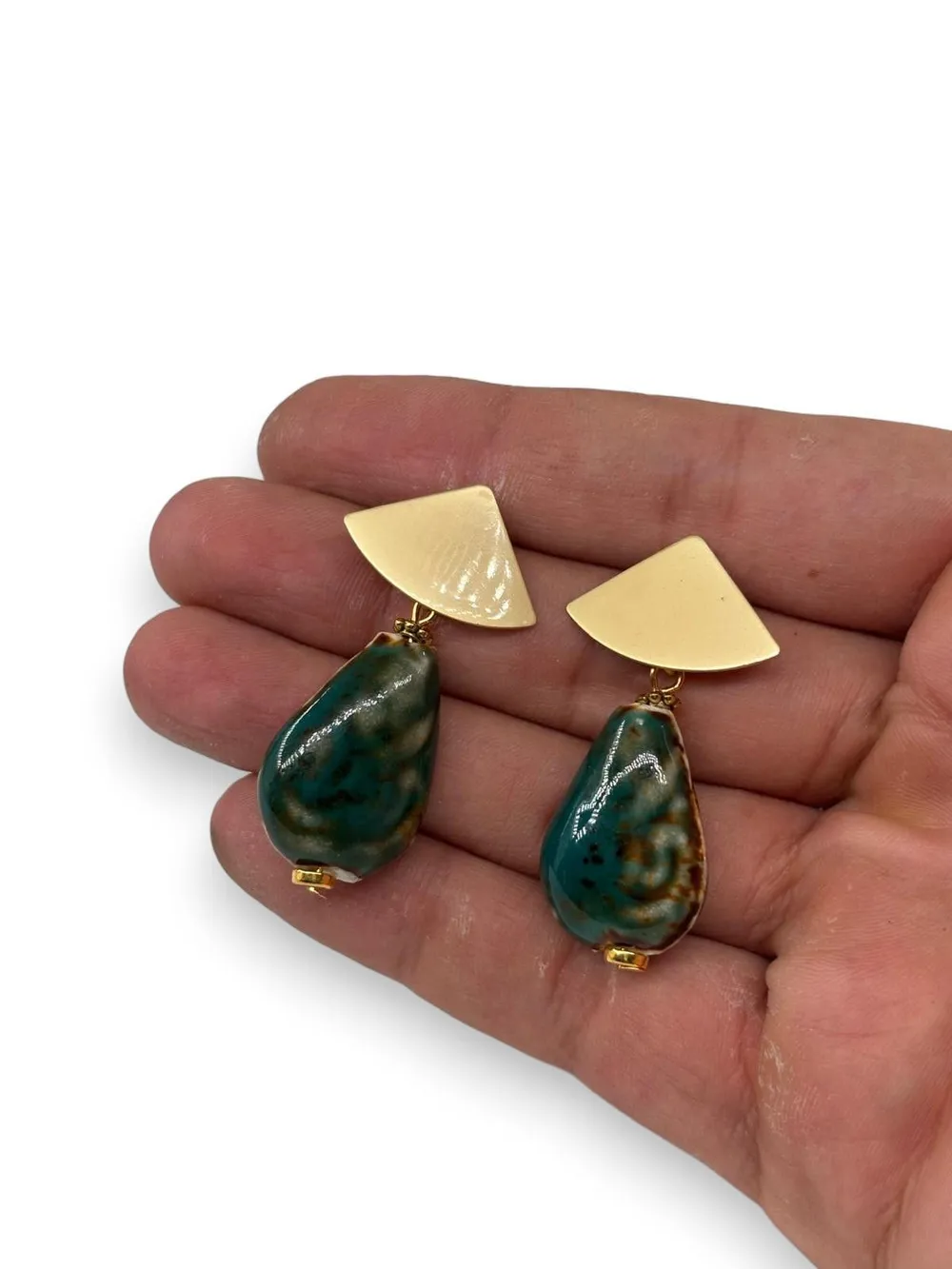 Yeşil Jade Damla Altın Metal Küpe 1