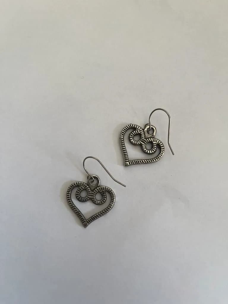 Antik Metal Kalp Küpe 1