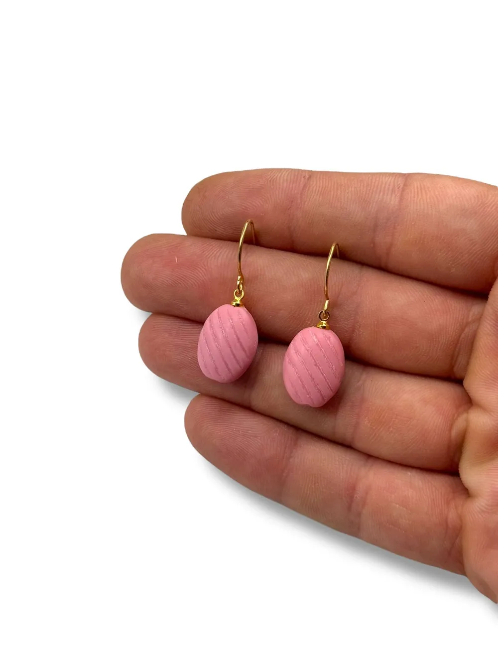 Mercan Pembe Çizgili Küre Küpe 1