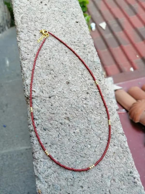 Minimal Bordo Boncuk Kolye 1