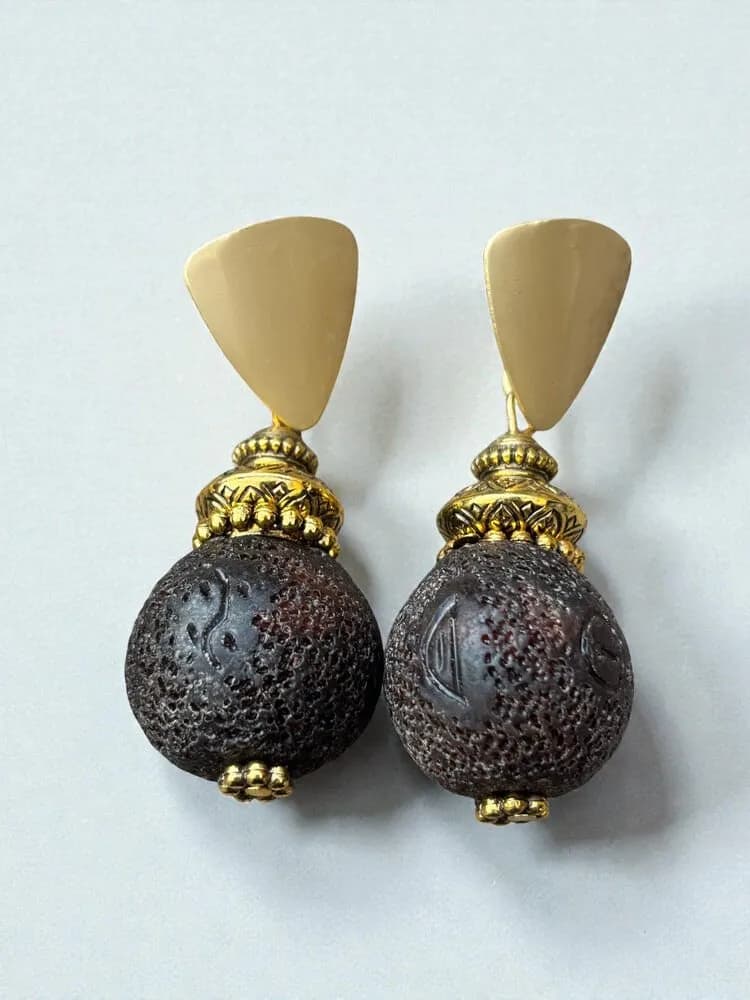 Etnik Taş Boncuk Sallantılı Küpe 1