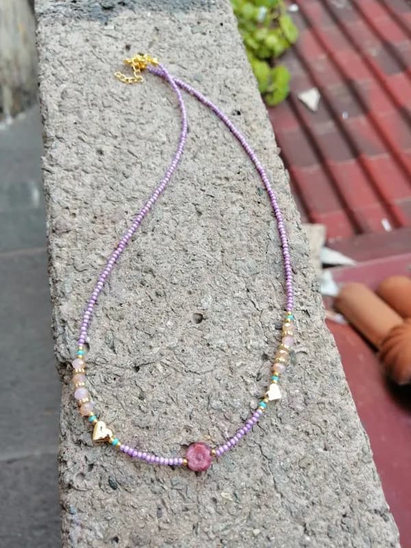 Mor İpli Pembe Taş Kolye 1