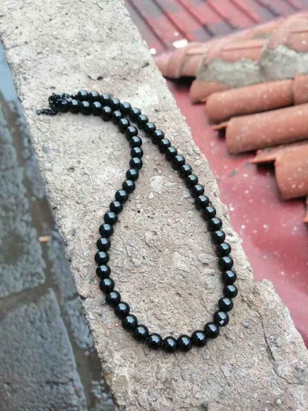 Sade Siyah Boncuk Kolye 1